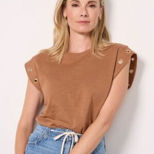 Evereve Oran Grommet Muscle Tee - Size M